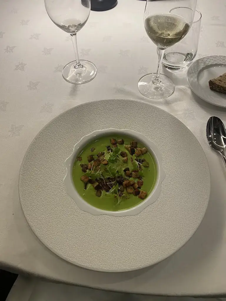 Catyia Aziz_Restaurant Chez Pierre_Scy-Chazelles_review