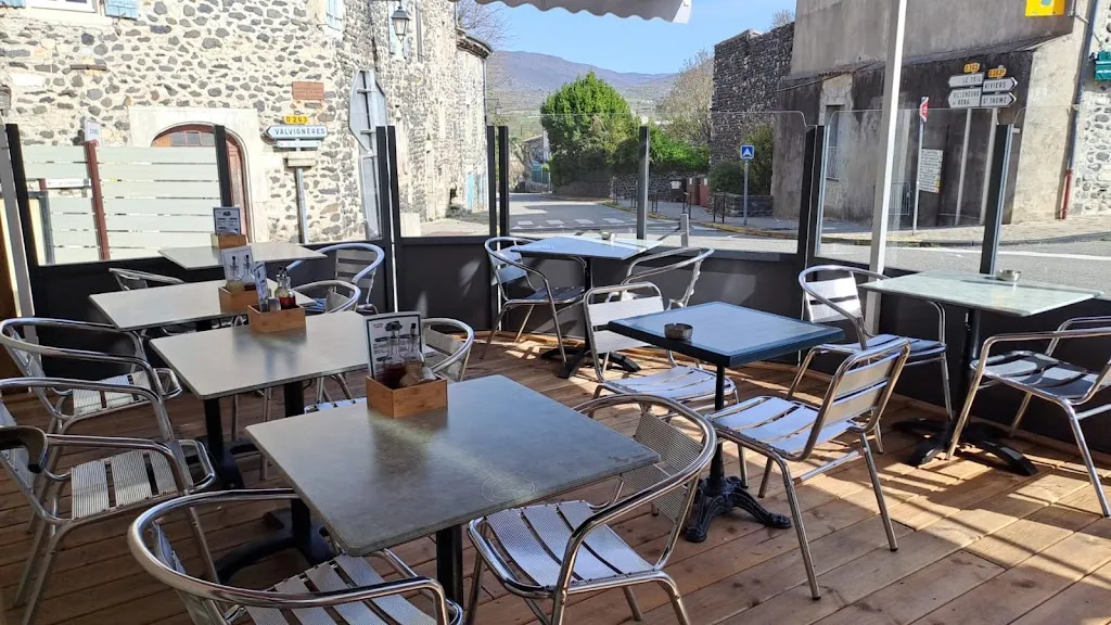 les 3 souris restaurant in Alba-la-Romaine