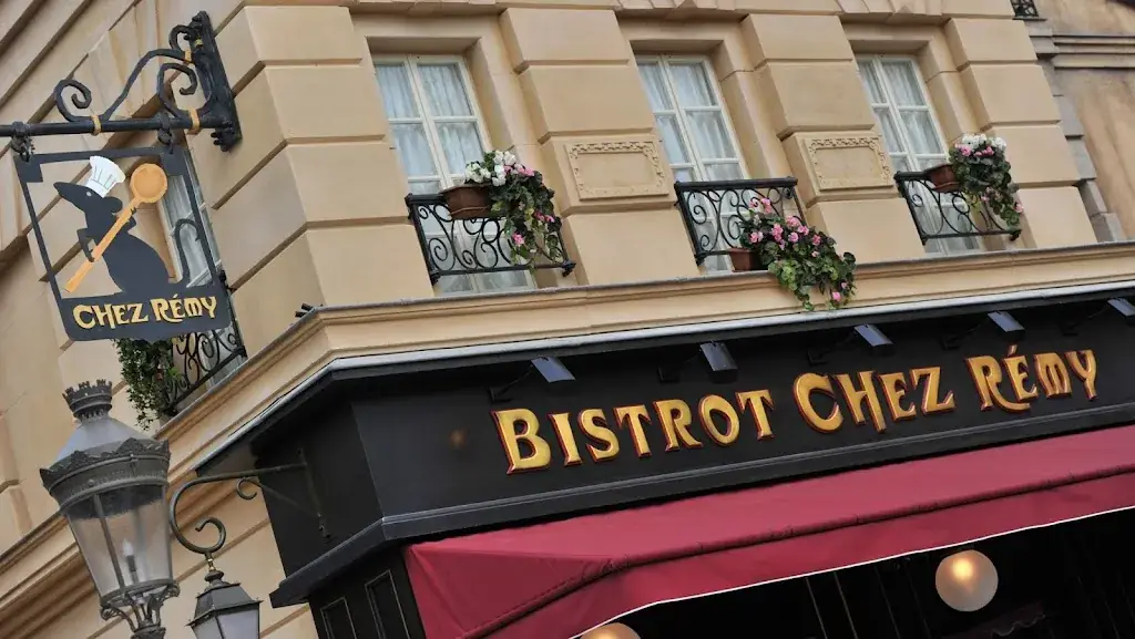 Bistrot Chez Rémy_Chessy_slider_image_1