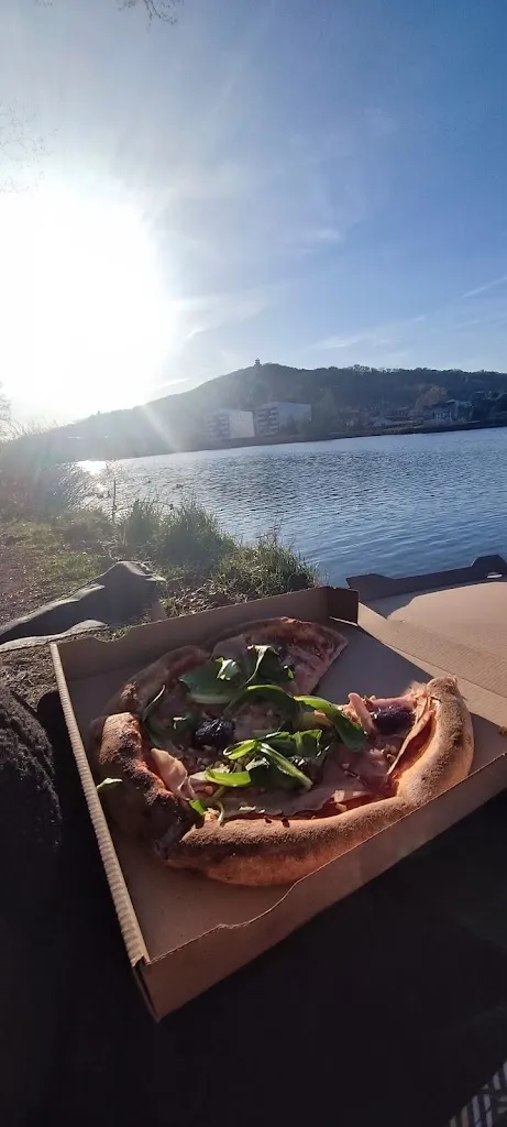 Ry W_Nonna Pizza Napolitana_Scy-Chazelles_review