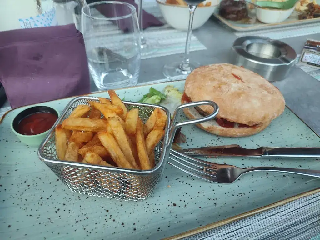 Marie Jo Oster_Le CG Restaurant & Chambres d’hôtes à Sélestat_Sélestat_review