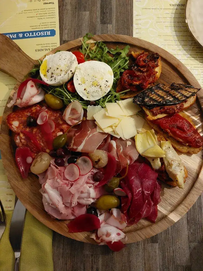 Menu_Castle Pizzeria_Saulxures-sur-Moselotte_immagine_8