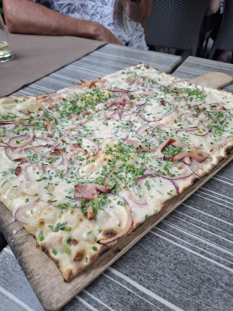 Nora-Luisa Kessler_Restaurant le caveau du gaentzebrinnel_Beinheim_review