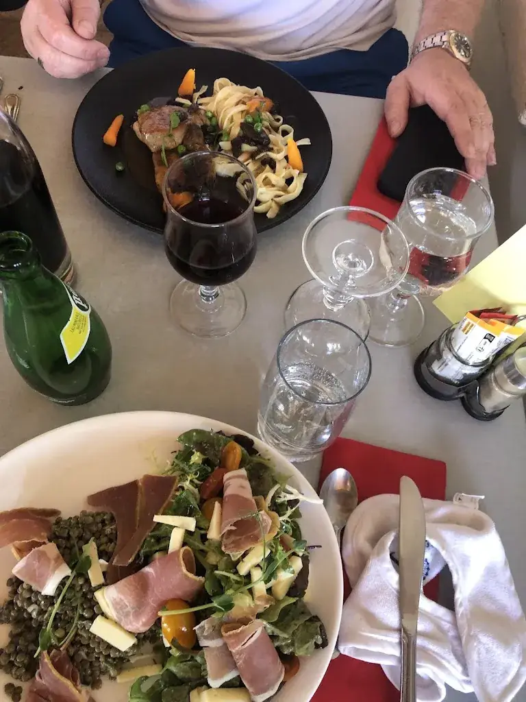 Restaurant Bar Des Ailes_Albon_slider_image_2