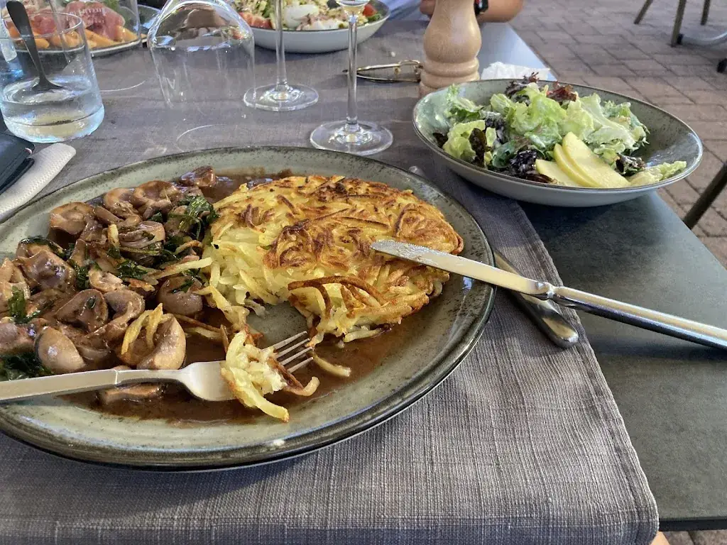 Restaurant Au Tilleul_Saint-Louis_slider_image_3