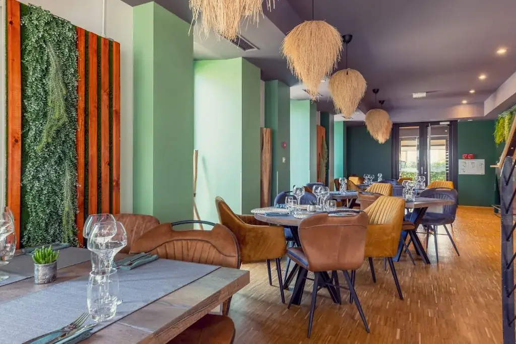 Entrepotes_Saint-Louis_slider_image_1