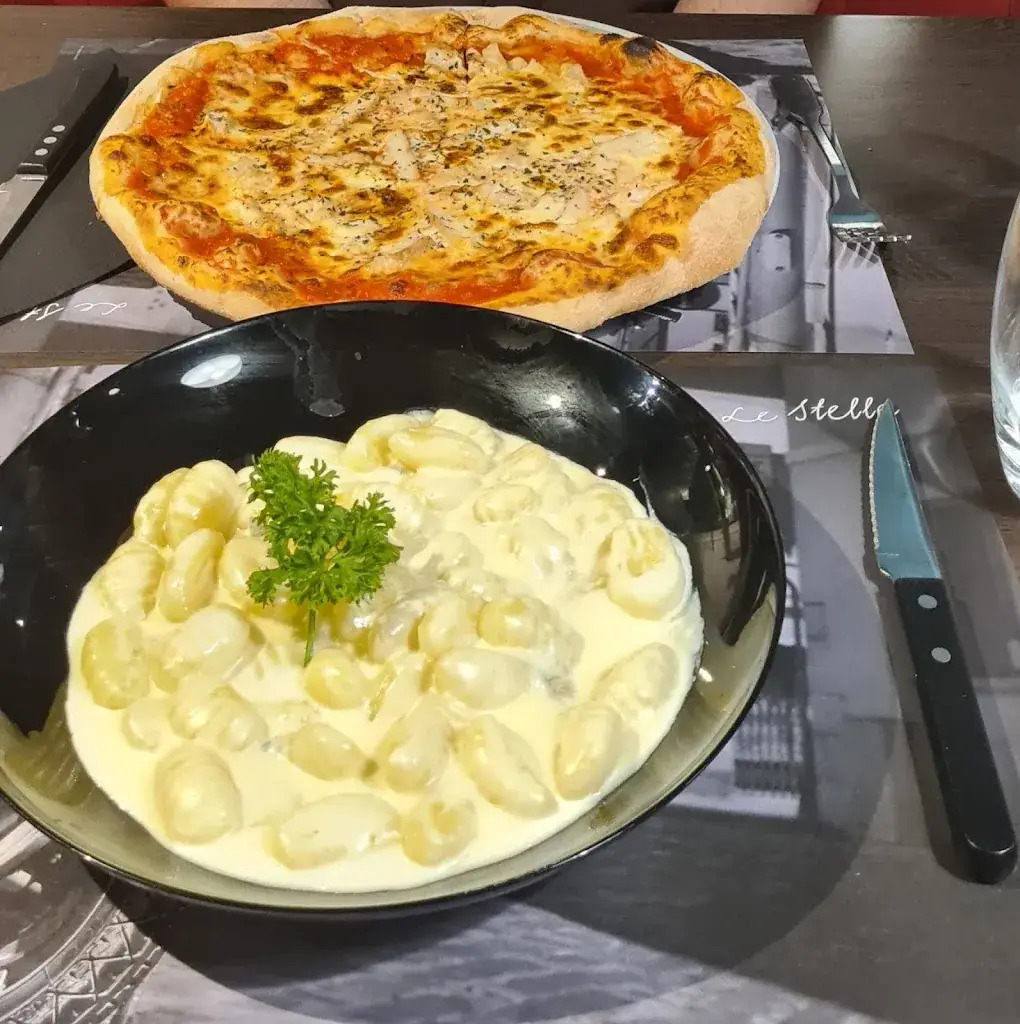 Isaac Poharama_Le Stelle_Saint-Louis_review