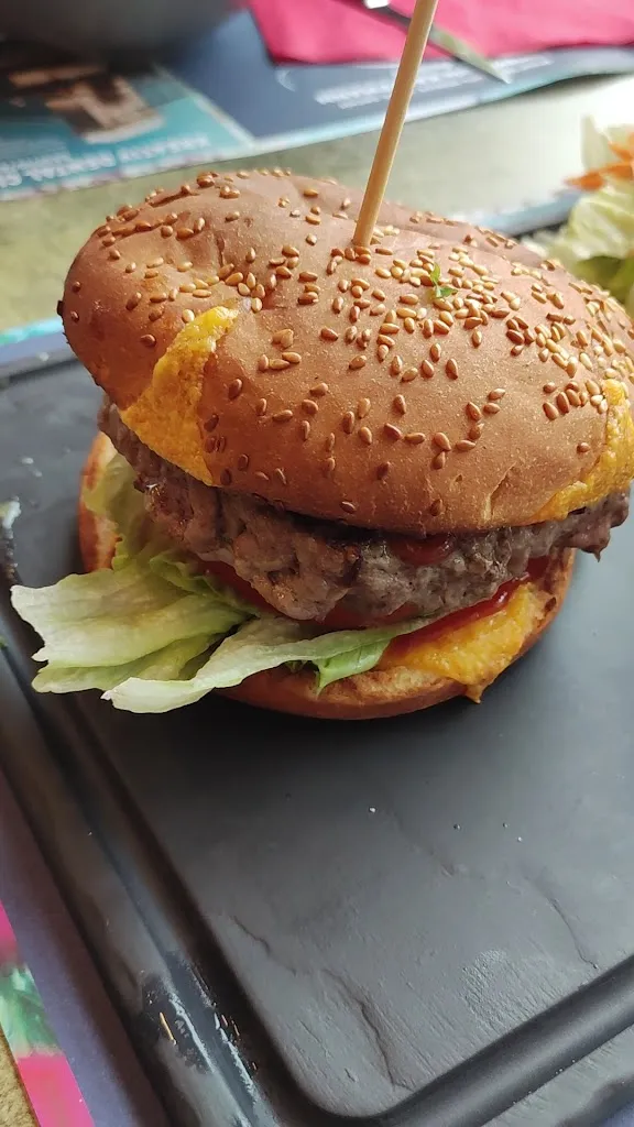 Café De La Poste_Saint-Louis_slider_image_2