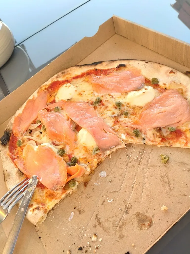 Nathalie Cuilliez_Pizzeria l’Arlequin_Sierck-les-Bains_review