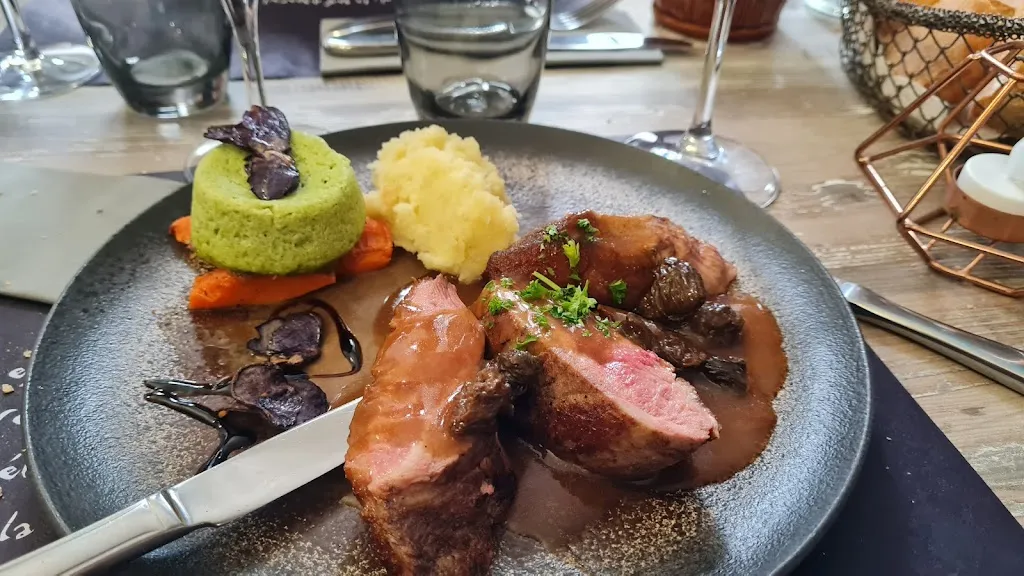 Clos de la Ravine_Apach_slider_image_3