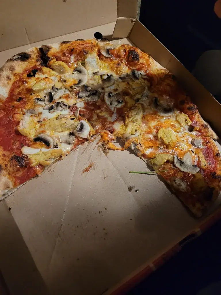 Werner Z_Léo's Pizza_Stotzheim_review