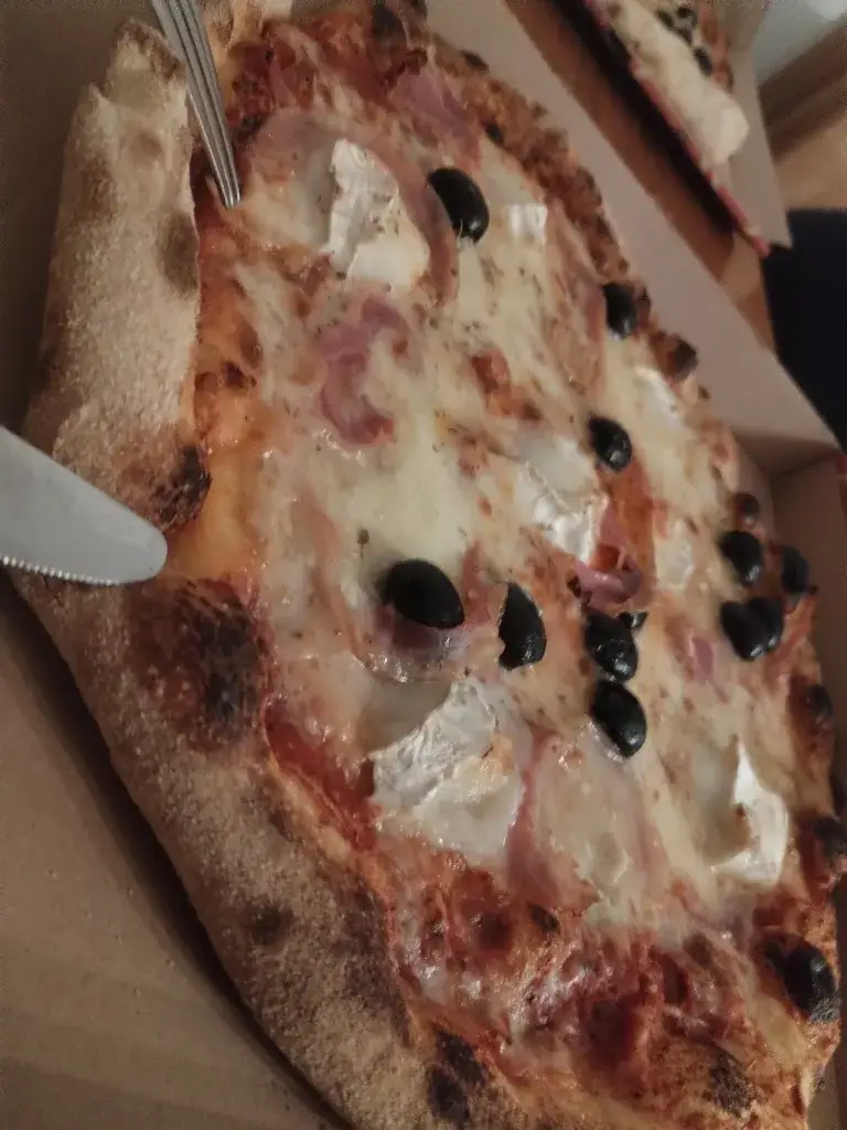 Simone Manferdini_Léo's Pizza_Stotzheim_review