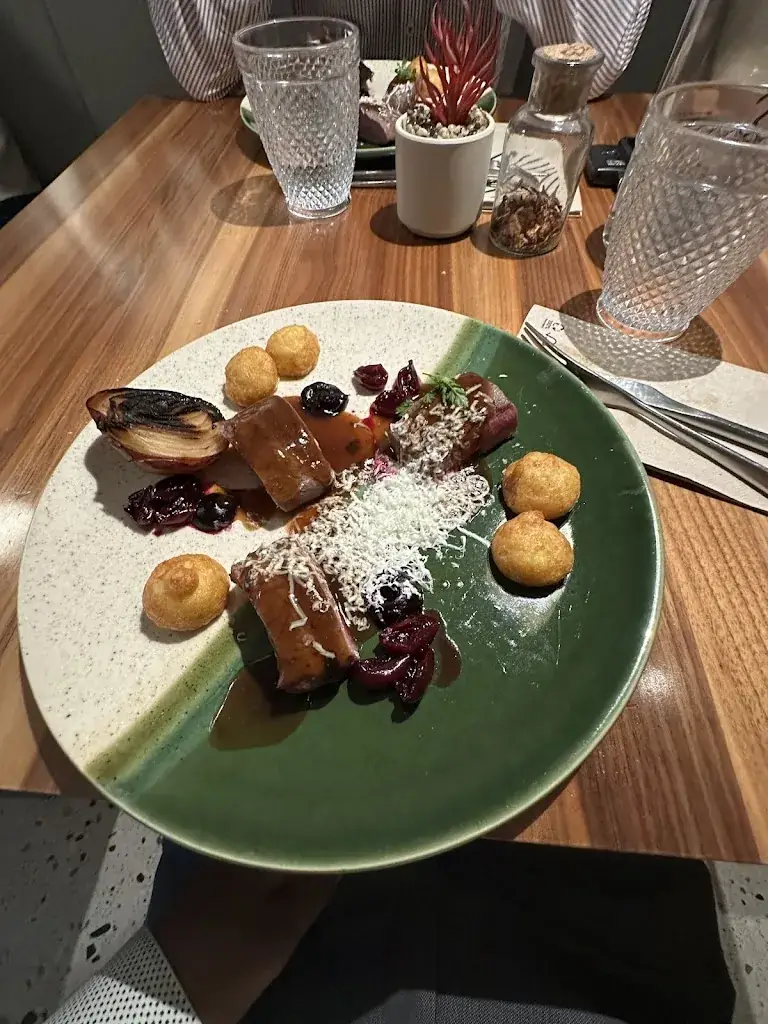 Les Halles 1787_Bulle_slider_image_2