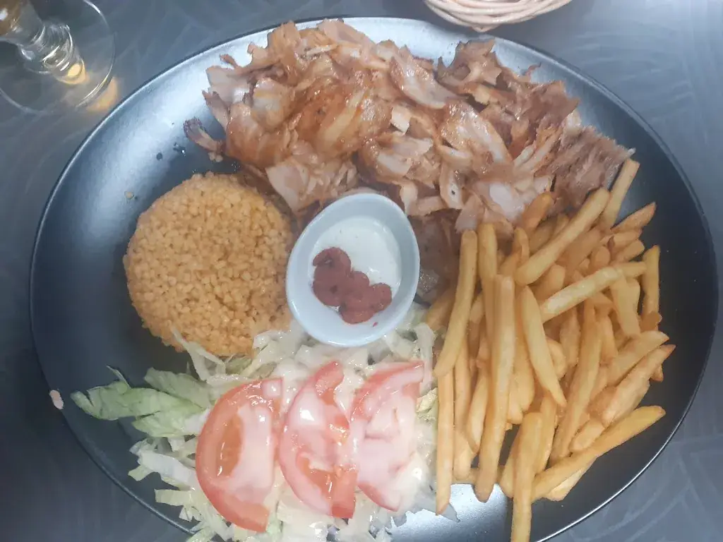 Menü_Kebab Extra Sezanne_Sézanne_Bild_4