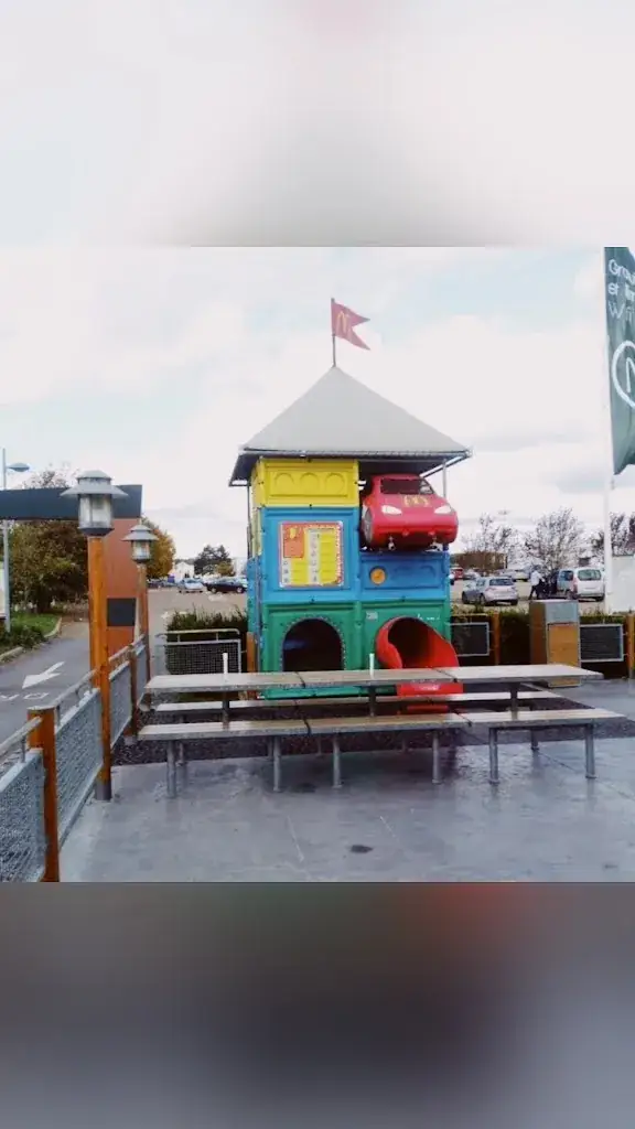 McDonald's_Sézanne_slider_image_2