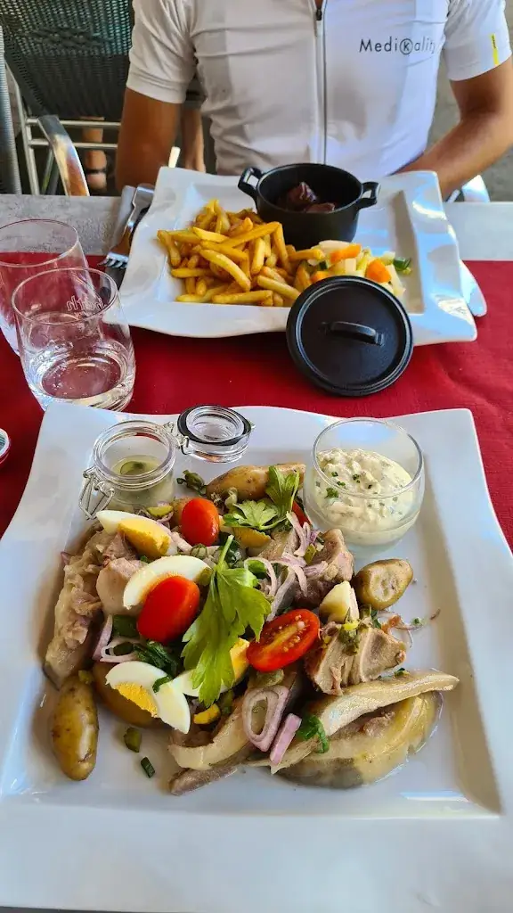 nicolas radetzky_Auberge de la Demi-Lune_Sundhouse_review