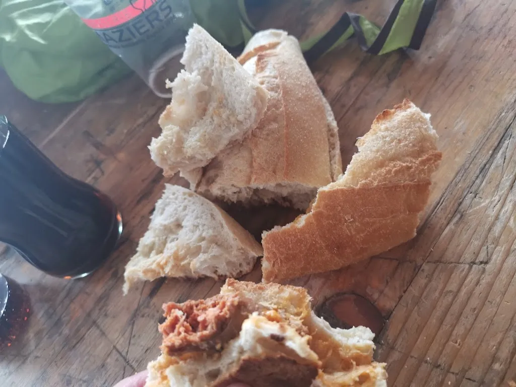 Estelle C._Cafe de la place_Stenay_review