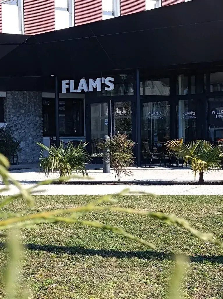 Flam's_Thonon-les-Bains_slider_image_1