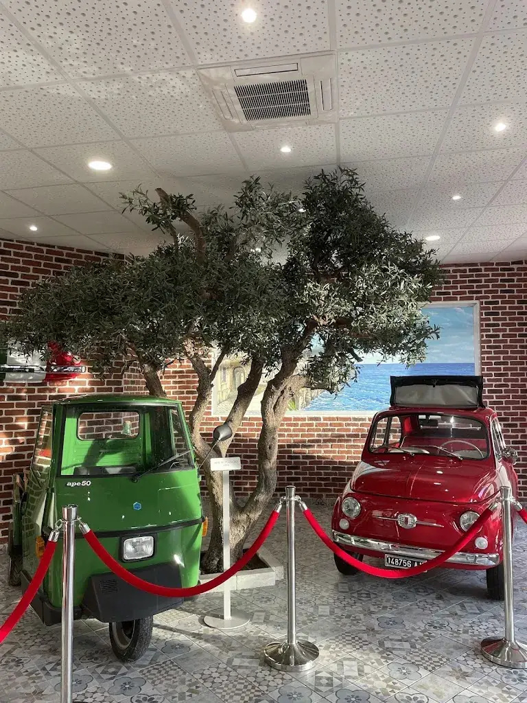 Yong_La Piazza_Talange_review