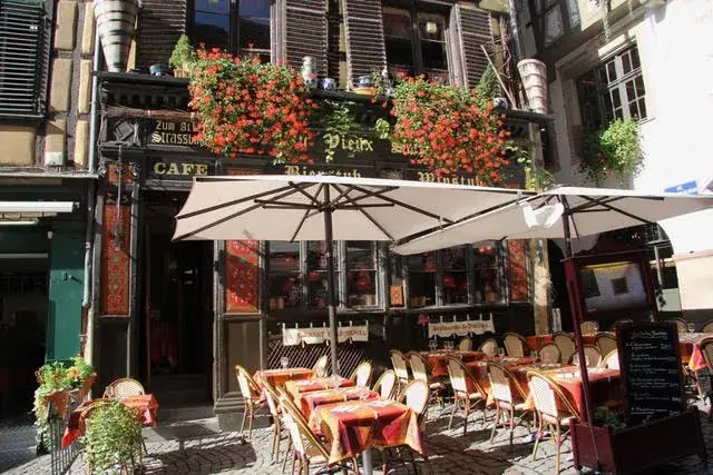 Au Vieux Strasbourg Restaurant in Strasbourg