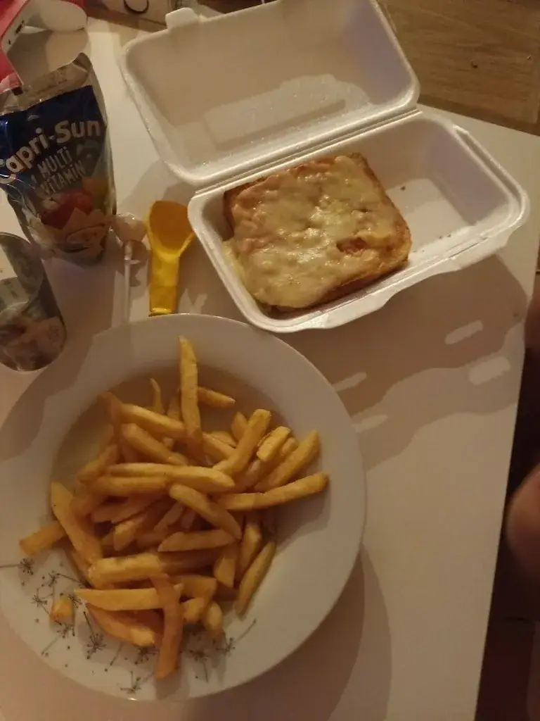 Samantha Feuillet_D’lys royal_Suippes_review