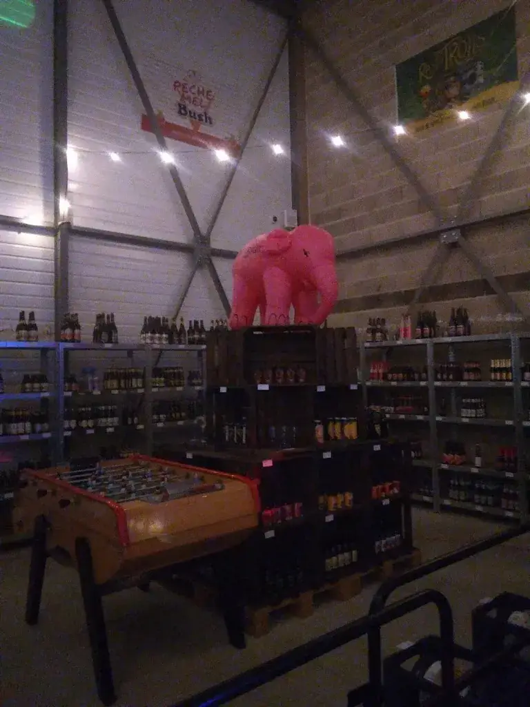 Maite Gobert_Le Hangar à Houblon Suippes_Suippes_recensione