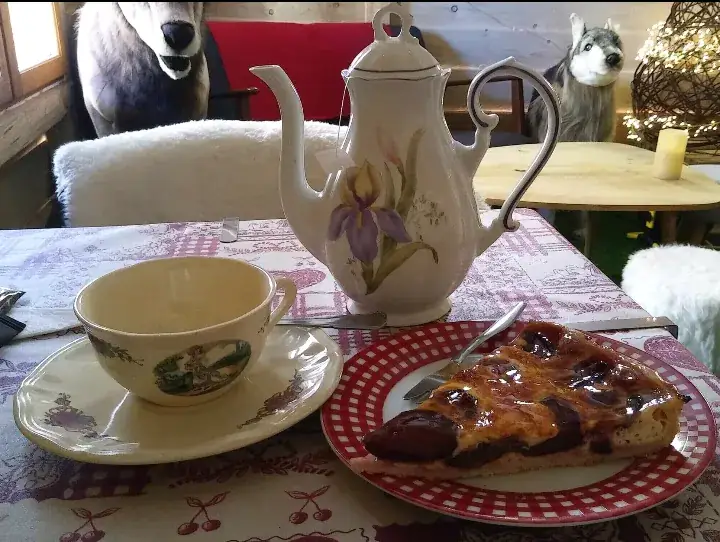 Charlotte O_Chez Emma_Thann_review