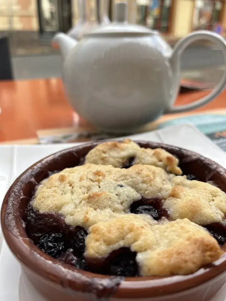 Thé O Café Restaurant in Châtel-Guyon