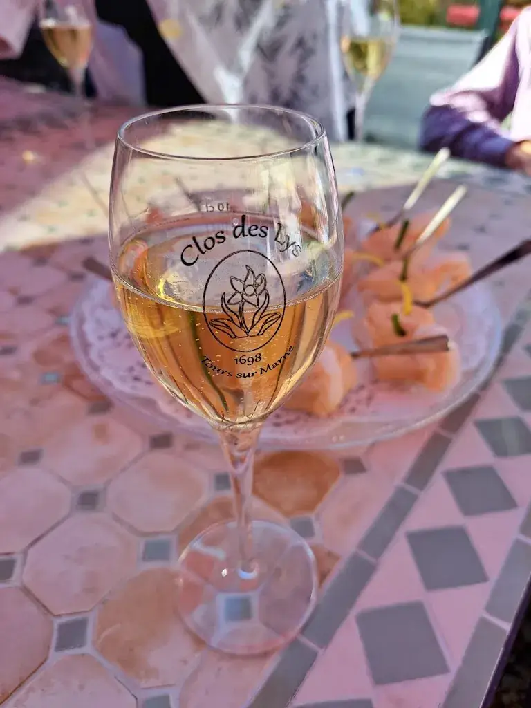 Menu_Le Clos Des Lys Restaurant_Tours-sur-Marne_image_5