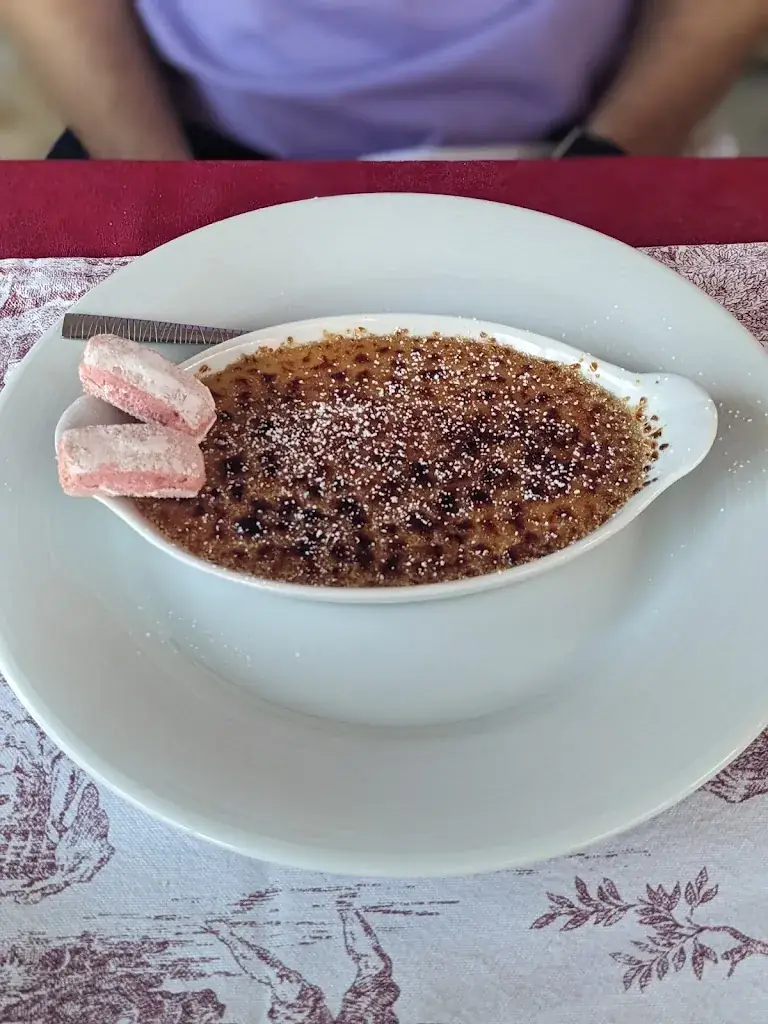 Louise Sach_Le Clos Des Lys Restaurant_Tours-sur-Marne_review