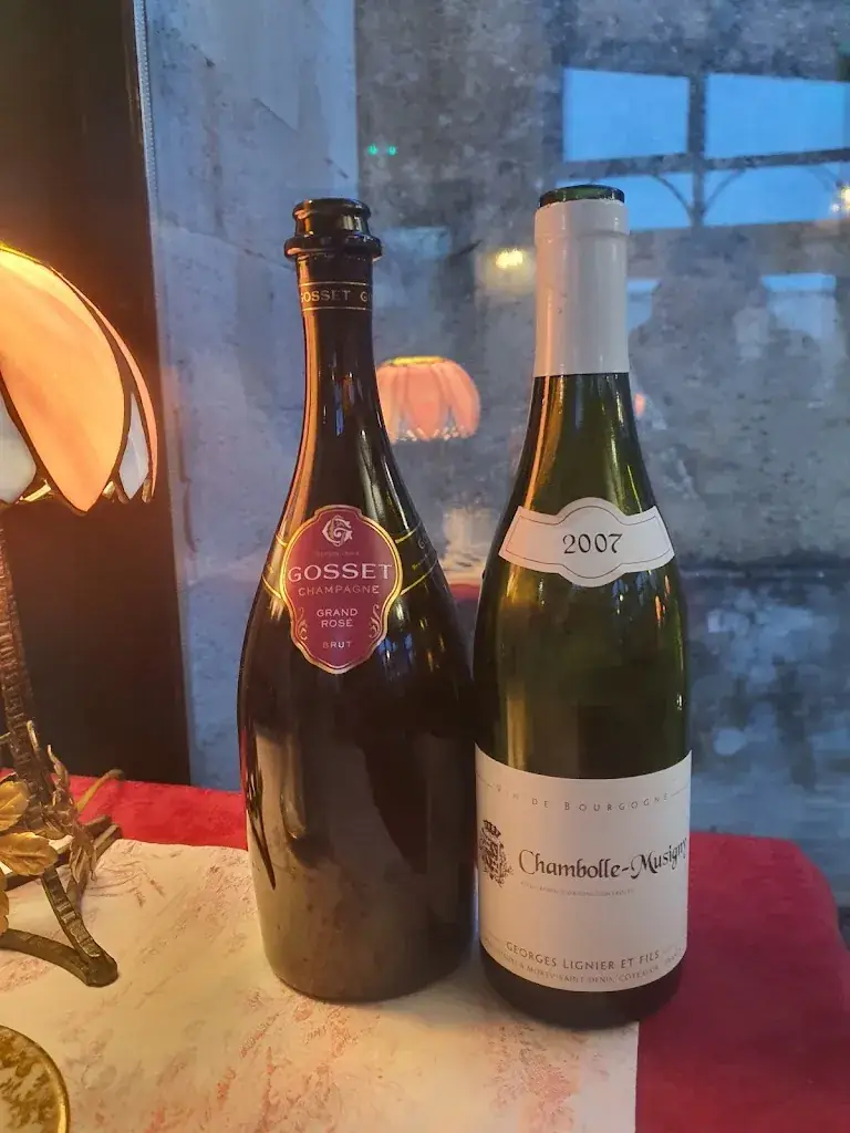 Maciej Majchrowski_Le Clos Des Lys Restaurant_Tours-sur-Marne_review