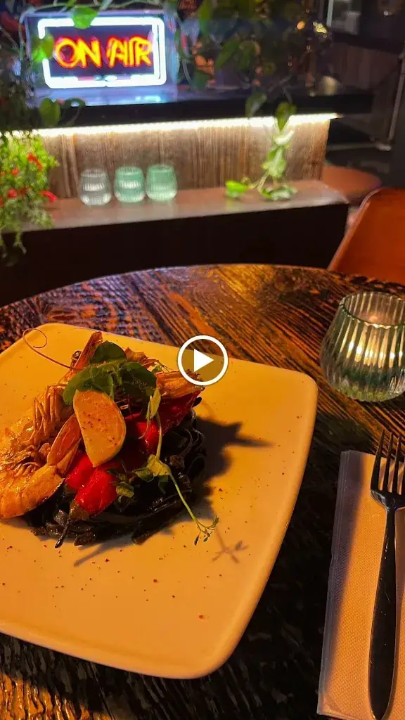 La Barge Restaurant_Troyes_slider_image_2