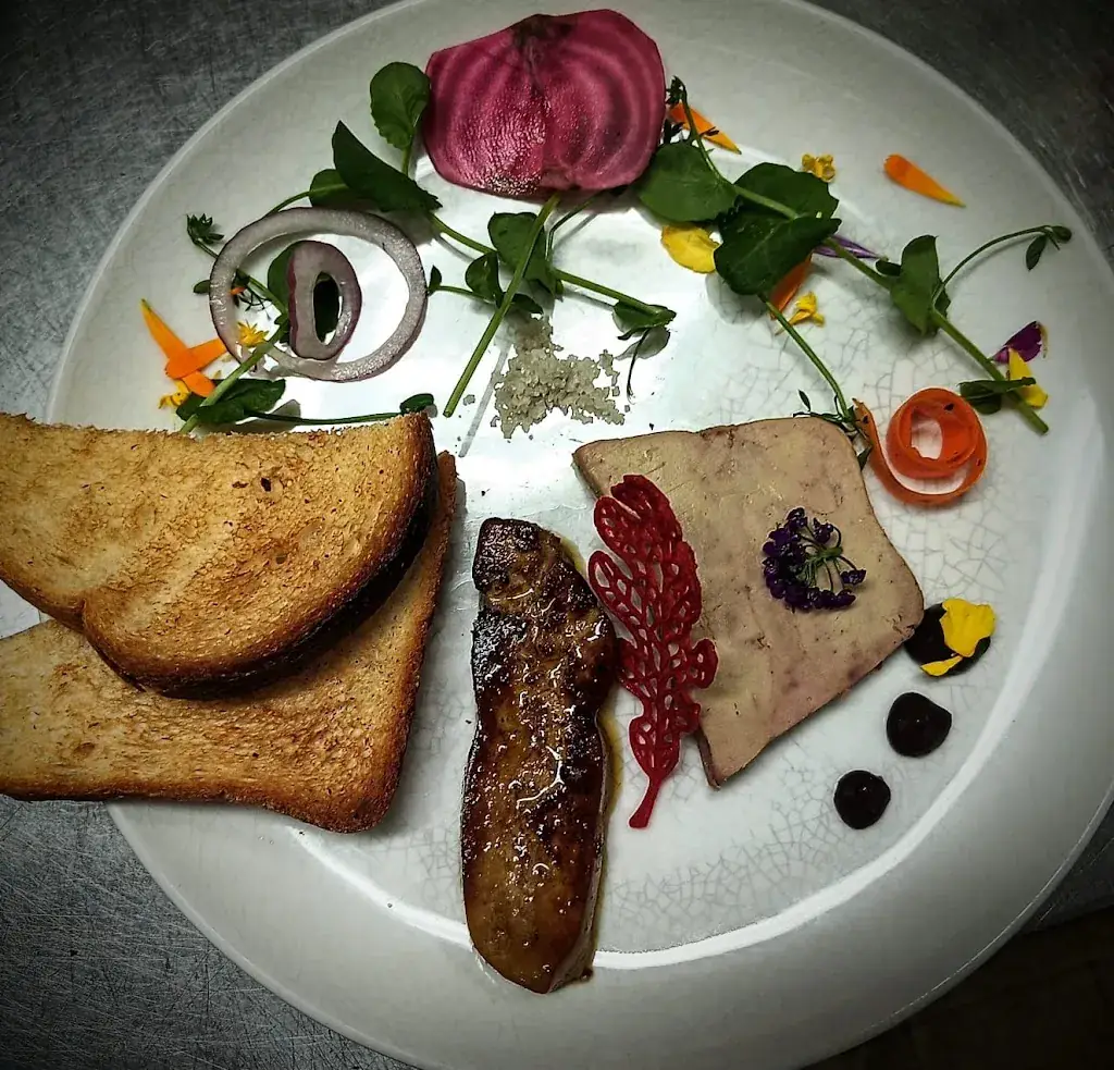 Auberge De La Croix De Fer_Riom_slider_image_3