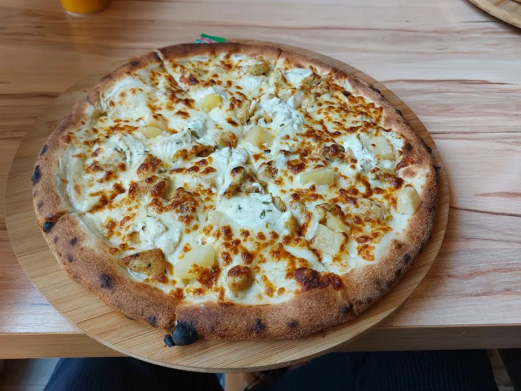 Ô'plancher restaurant in Thaon-les-Vosges