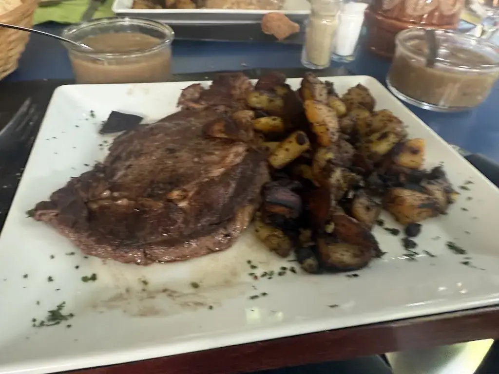 Maxence Geoffroy_Le Domaine du Loup_Uckange_review