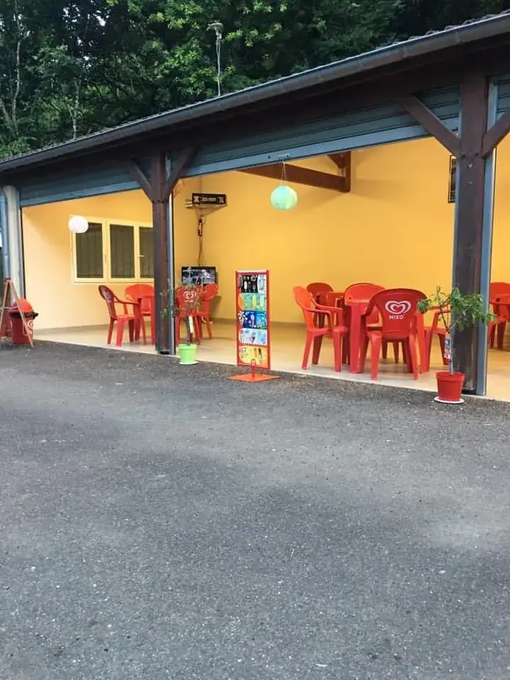 Snack Camping_Val-de-Meuse_slider_image_3