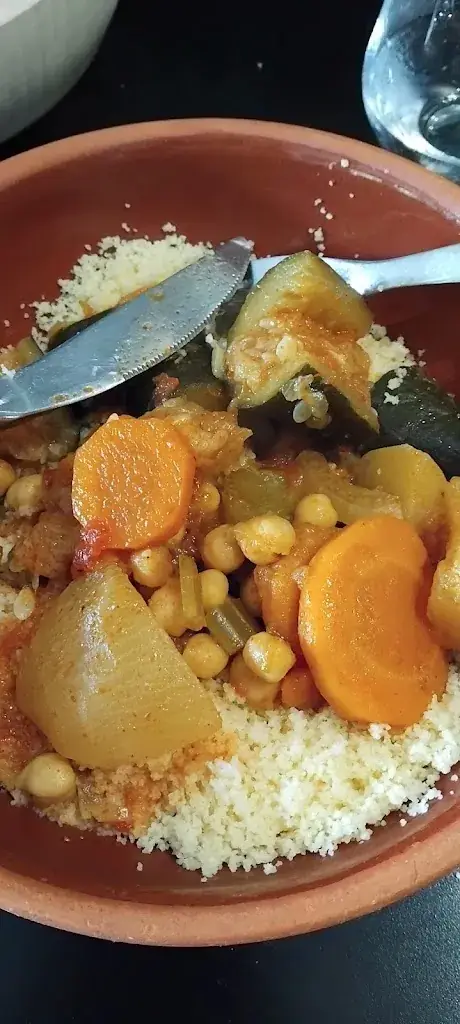 Louise Jacquet_Les Roses_Verny_review