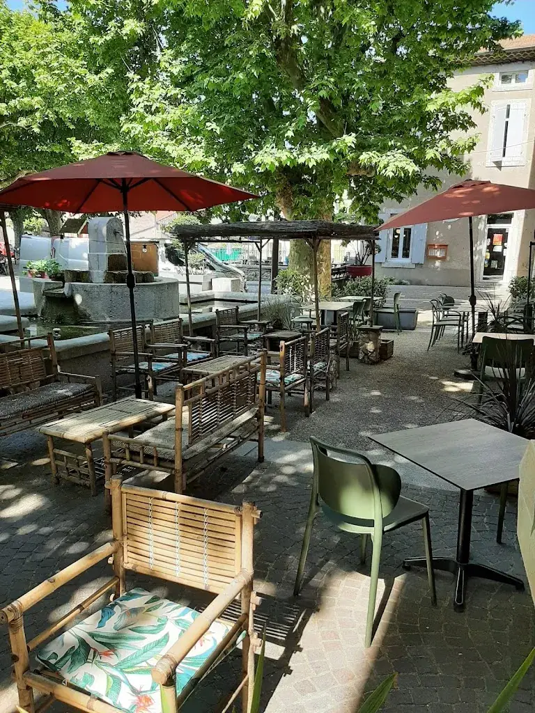 glacier chomérac le bosquet Restaurant in Chomérac