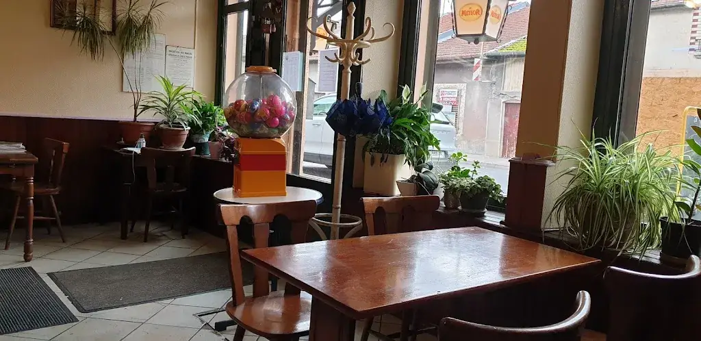 Le Romarin restaurant in Velaines