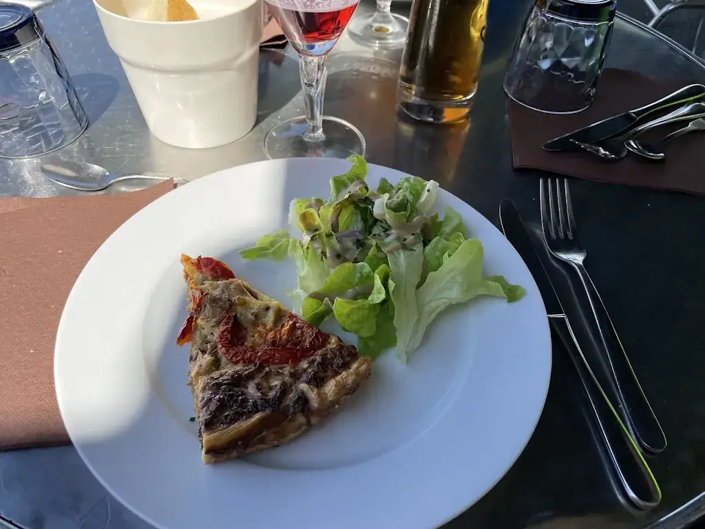 Le Bistrot_Blancs-Coteaux_slider_image_3