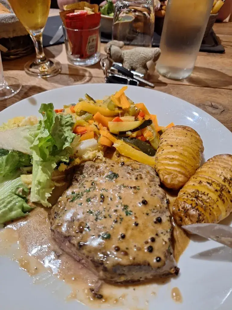 Restaurant A TABLE..._Vagney_slider_image_3