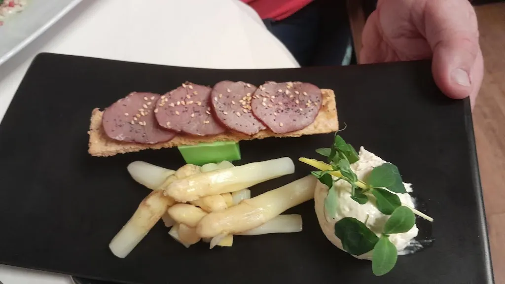 Karine CLADIERE_RESTAURANT LES LILAS_Vagney_review