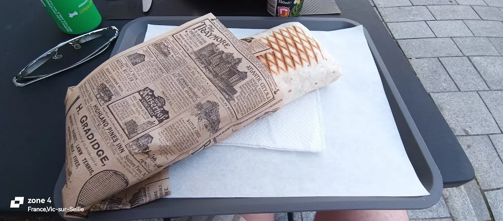 Romaric issadi_Deux Frères_Vic-sur-Seille_review