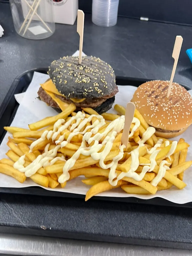 Deux Frères_Vic-sur-Seille_slider_image_3