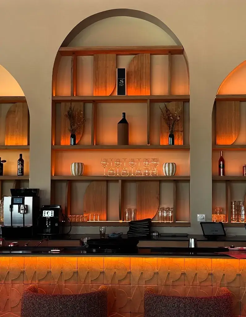 Restaurant La Farm restaurant in Livre