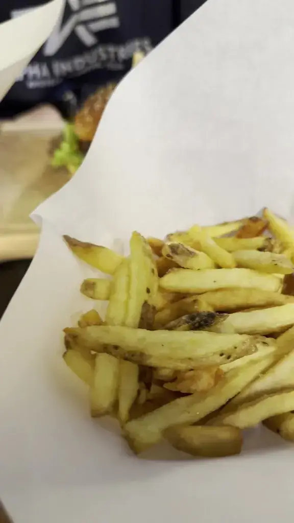 Black Horse_Morges_slider_image_2