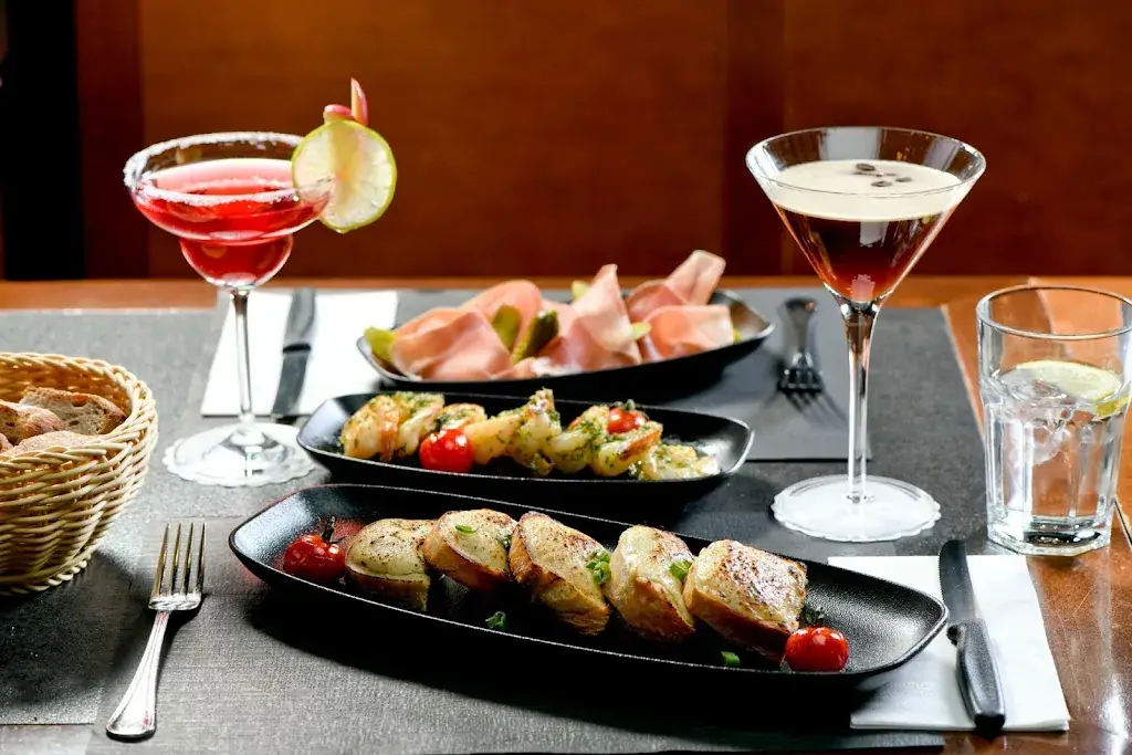 Black Horse_Morges_slider_image_3