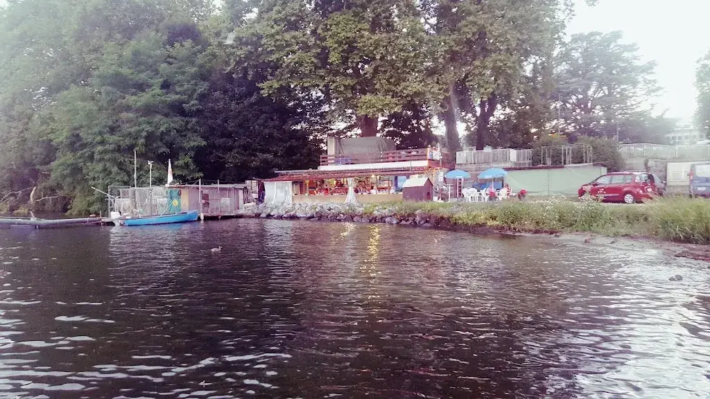 Elenα Georgiαdi_Aux Délices du Lac - Buvette du Petit-Bois_Tolochenaz_review