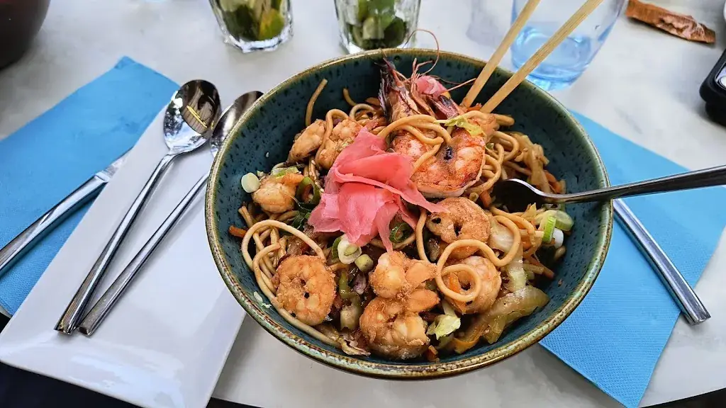 premnath rayapudi_Ô Lac !_Chindrieux_review