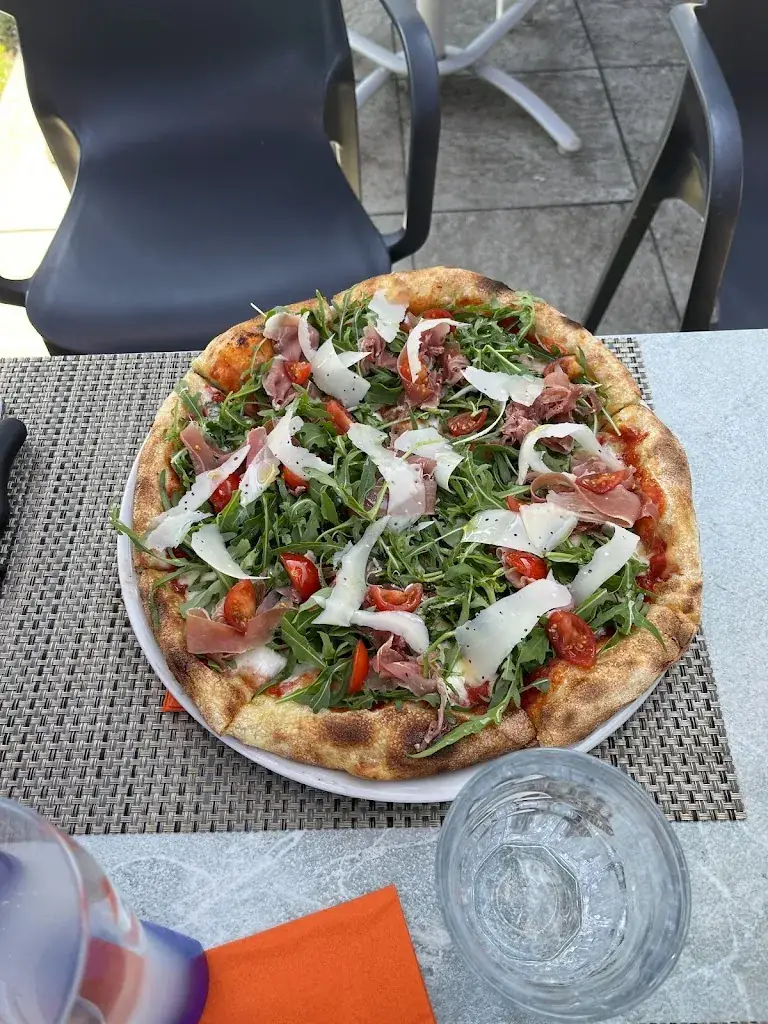 Le Chalet Gourmand Restaurant du Swin Golf_Lavigny_slider_image_3